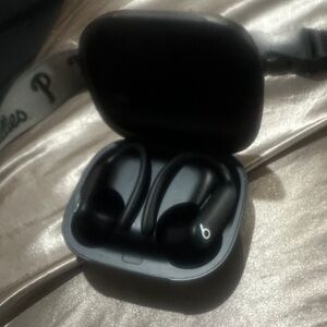 Beats by Dre Black Earbud Headphones